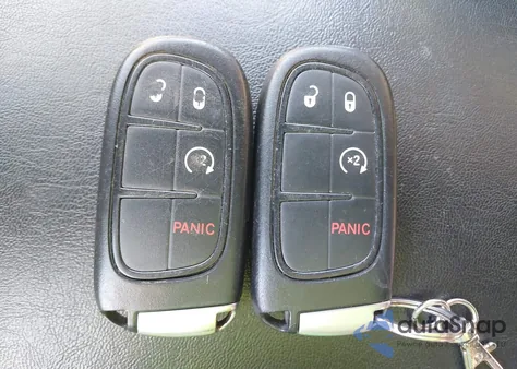 2017 Jeep Cherokee Limited 4X4 z USA, uszkodzony, nr VIN 1C4PJMDS0HW538141